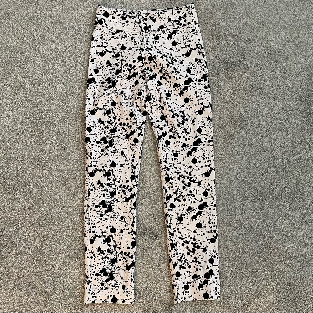 Krazy Larry Women's Size 0 White Black Splatter Print Pull On Stretch Pants